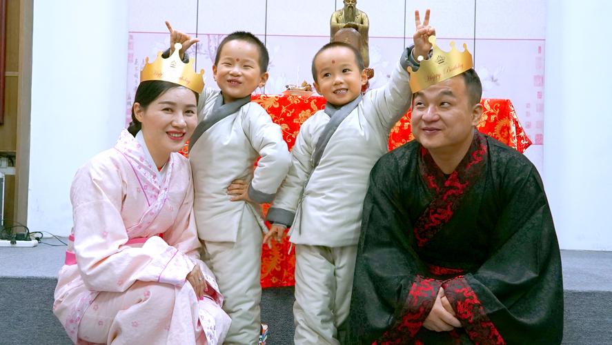 这个夏天，与经典同行——经礼艺养正国学夏令营开班啦！